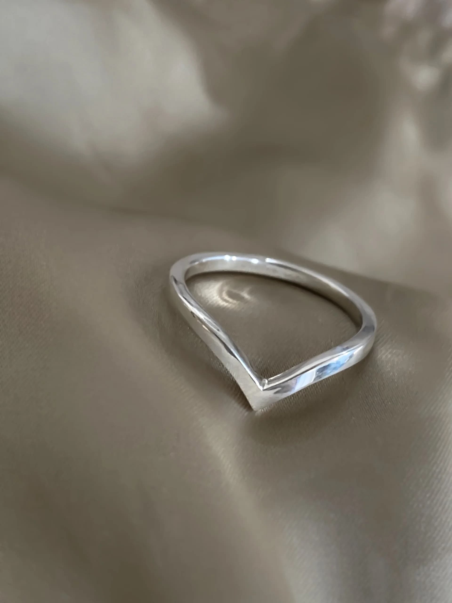 Vivvi ring